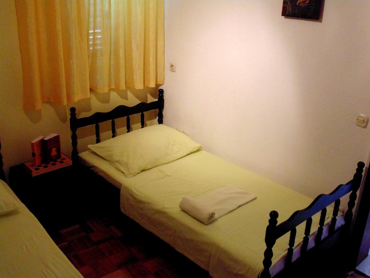 Guest House Petricevic Split Buitenkant foto
